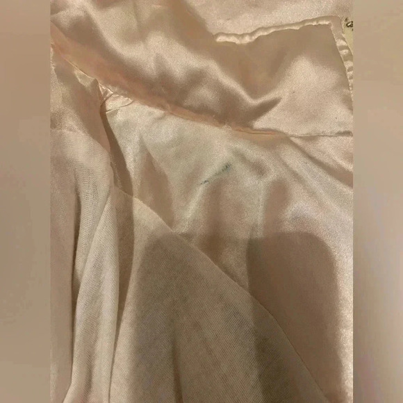 Lavon by Cheerful Corp Satin Cream 80s Bomber Jacket - Picture 11 of 14